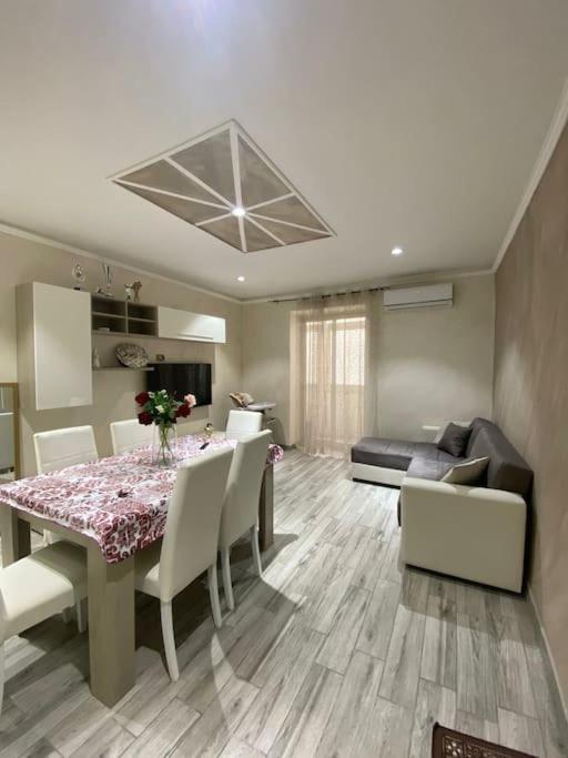 Apartamento Bianca House CTA Exterior foto